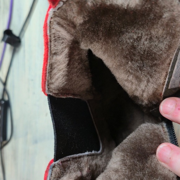 BRUNATE Red Suede Shearling Lined Ankle Boots Women's Size 37 Made in Italy - Picture 11 of 14